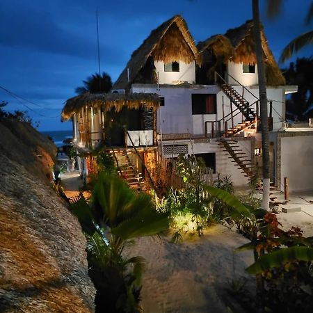 Casa Mate Beachfront Houses El Cuyo Eksteriør billede